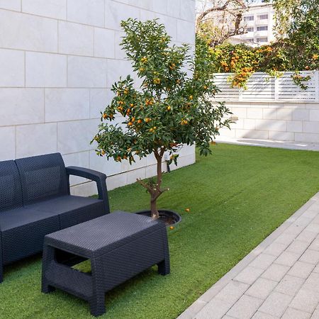 Balfour Sea View City Center Nahariya Bagian luar foto