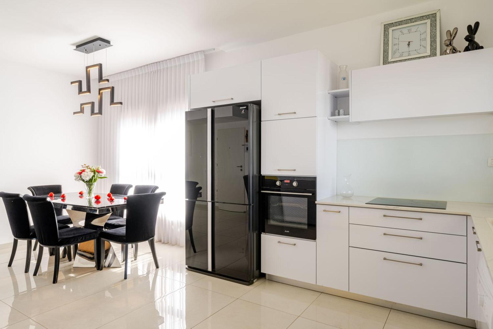 Balfour Sea View City Center Nahariya Bagian luar foto