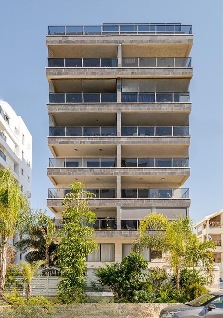 Balfour Sea View City Center Nahariya Bagian luar foto