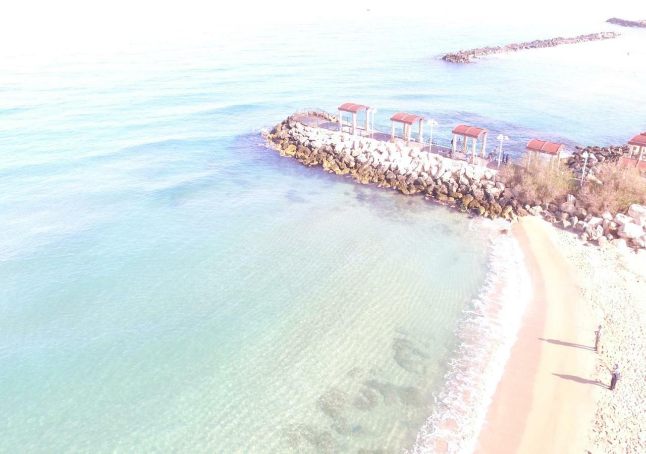 Balfour Sea View City Center Nahariya Bagian luar foto