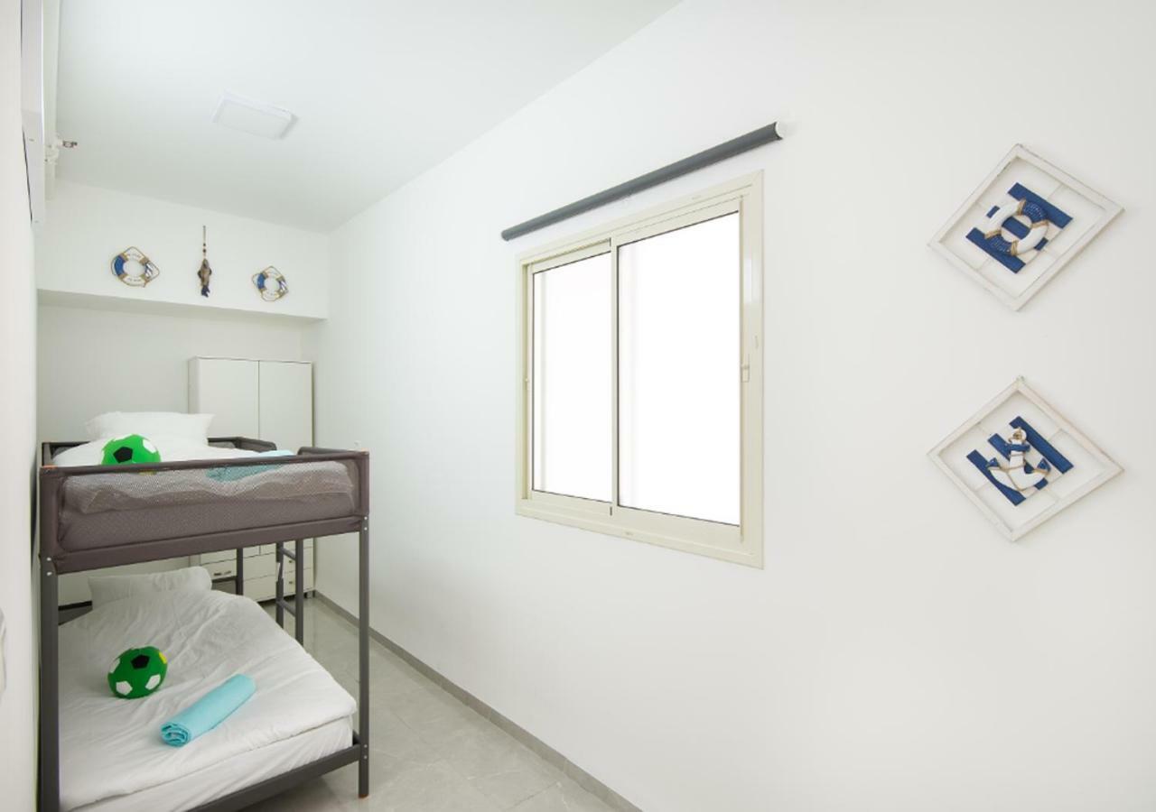 Balfour Sea View City Center Nahariya Bagian luar foto